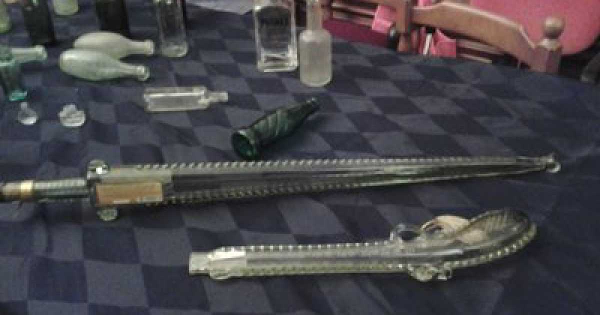 Collezionare 2000 bottiglie in vetro: �E' il ''museo della trasparenza''�